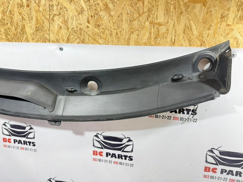 Жабо Rogue 2022 T33 1.5