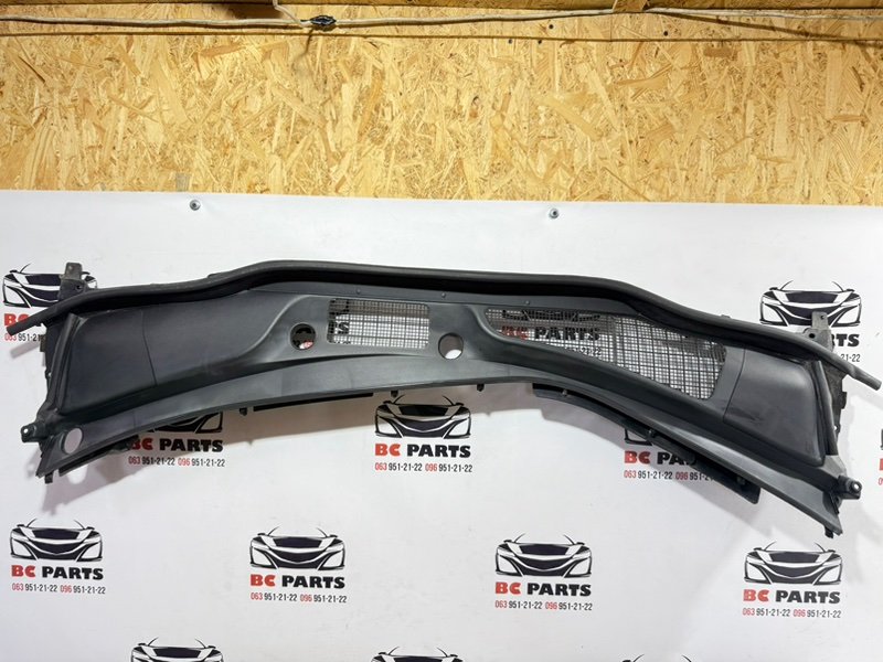 Жабо Lexus RX 350 2012 3.5 557080E030 Б/У