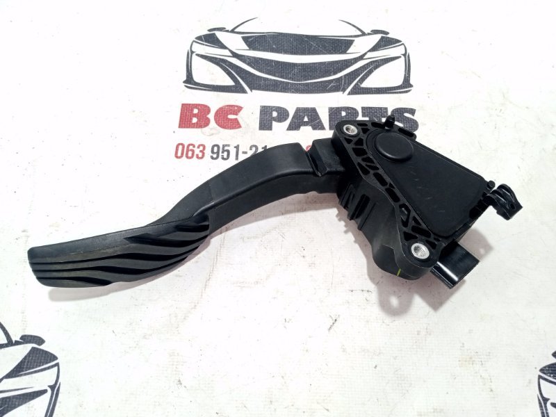 Педаль газа Nissan Kicks 1.6