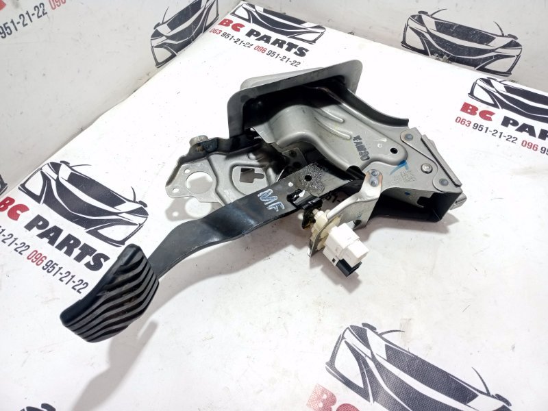 Педаль тормоза Nissan Kicks 2021 1.6 465015RA0A Б/У