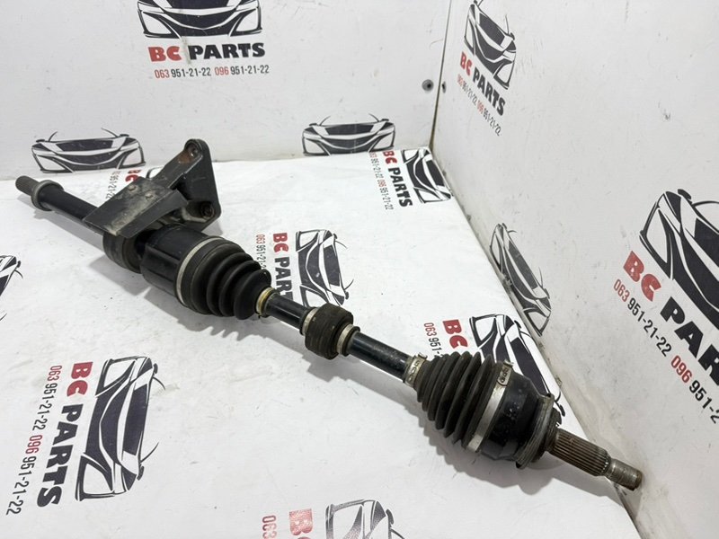 Привод ( полуось) передний правый Eclipse Cross 2017-2024 1.5 Привод ( полуось) передний правый Eclipse Cross 2017-2024 1.5