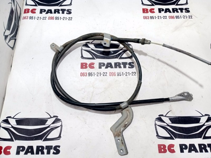 Трос стояночного тормоза правый Nissan Kicks 1.6 Трос стояночного тормоза правый Nissan Kicks 1.6