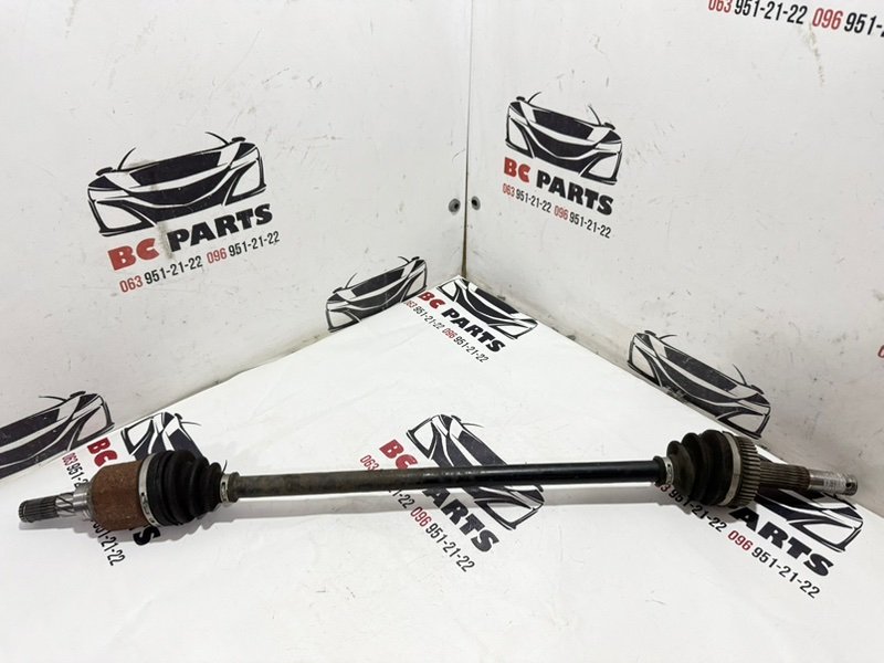 Запчасть привод ( полуось) задний Nissan Rogue 2018 T32 2.5 39600-1HC1C Б/У Привод ( полуось) задний Nissan Rogue 2018 T32 2.5 39600-1HC1C Б/У