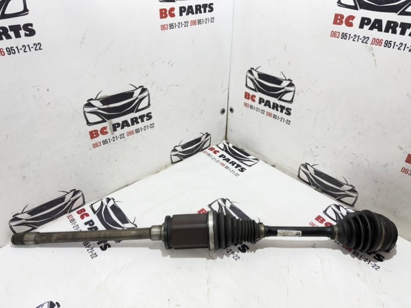 Привод ( полуось) передний правый Bmw 7 2008-2015 F02 4.4 31607606026 Б/У