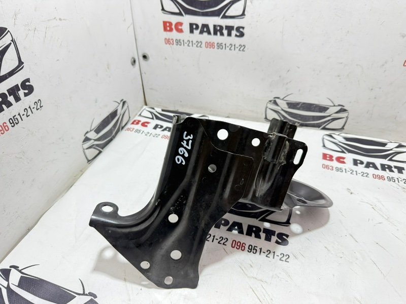 Подставка под аккумулятор Outback 2018 2.5