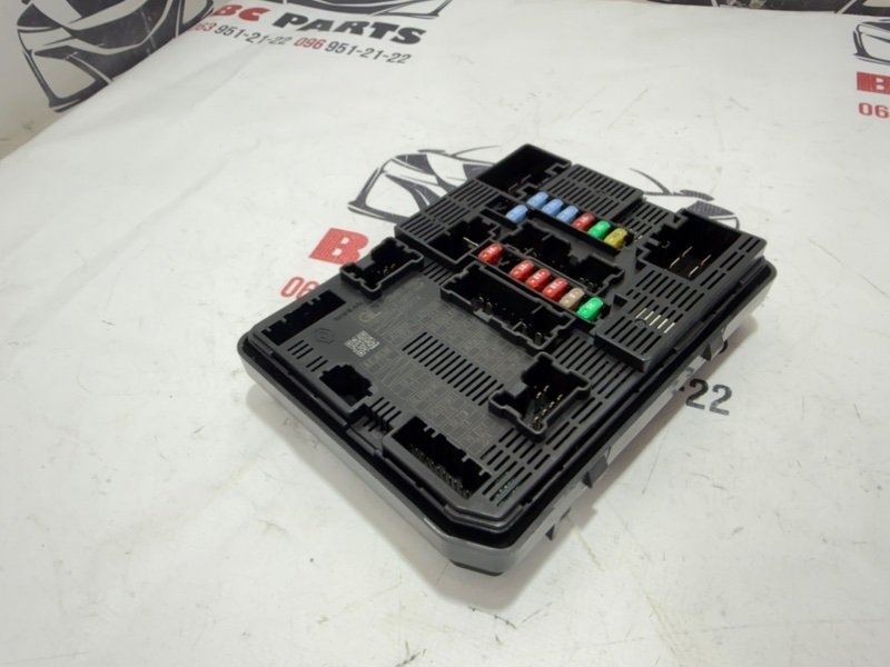 Блок IPDM Nissan Rogue T33 2.5 Блок IPDM Nissan Rogue T33 2.5