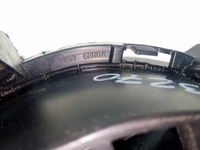 Решетка в бампер передняя левая Rogue 2021 T33 2.5 Решетка в бампер передняя левая Rogue 2021 T33 2.5