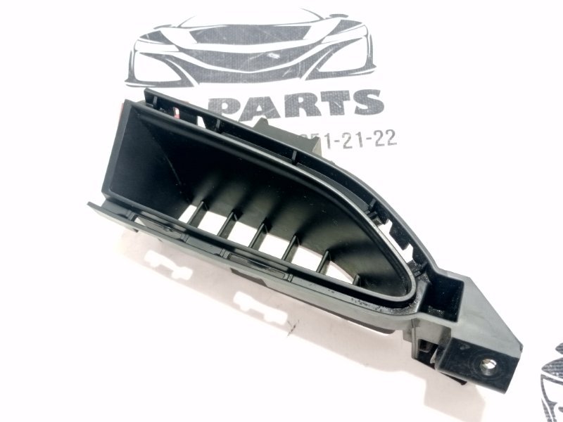 Решетка в бампер передняя правая Rogue 2021 T33 2.5 Решетка в бампер передняя правая Rogue 2021 T33 2.5