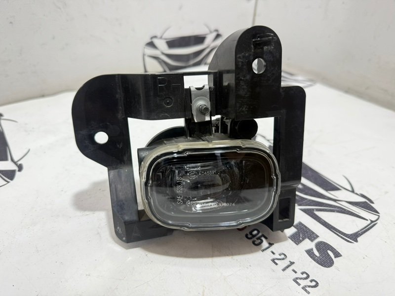 Фара противотуманная передняя правая Nissan Rogue 2021 T33 2.5 261508990d Б/У