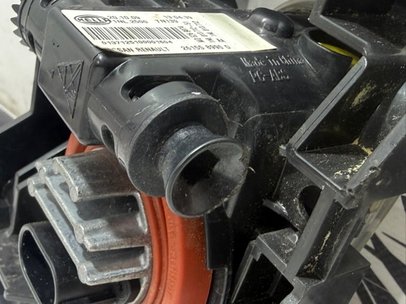 Фара противотуманная передняя левая Rogue 2021 T33 2.5 Фара противотуманная передняя левая Rogue 2021 T33 2.5