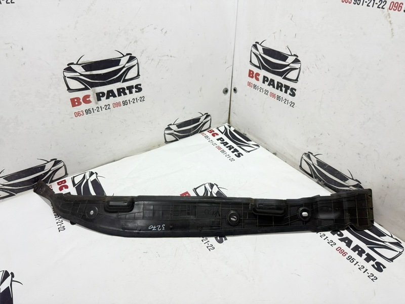 Пыльник крыла передний правый Rogue 2021 T33 2.5