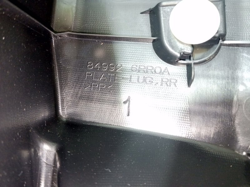 Накладка замка багажника Rogue 2021 T33 2.5