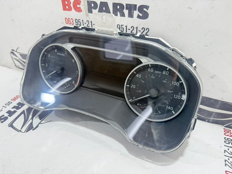 Панель приборов Nissan Rogue T33 2.5 Панель приборов Nissan Rogue T33 2.5