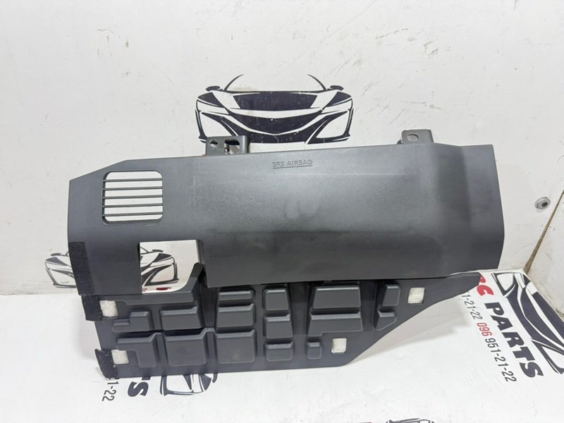 Подушка безопасности в колени передняя правая Nissan Rogue 2021 T33 2.5 985R1-6RR8A Б/У