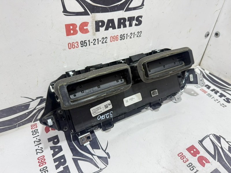 Блок управления климат-контролем Rogue 2021 T33 2.5 Блок управления климат-контролем Rogue 2021 T33 2.5