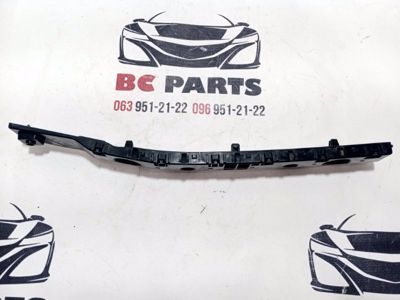 Направляющая бампера задняя левая Rogue 2021 T33 2.5 Направляющая бампера задняя левая Rogue 2021 T33 2.5