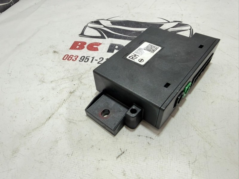 Блок управления круиз-контролем Rogue 2021 T33 2.5 Блок управления круиз-контролем Rogue 2021 T33 2.5