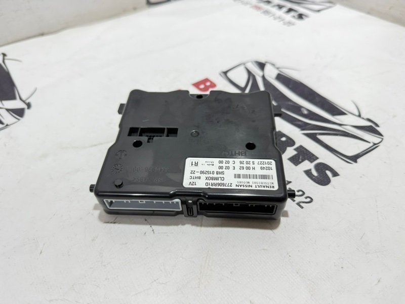 Блок управления климат-контролем Rogue 2021 T33 2.5