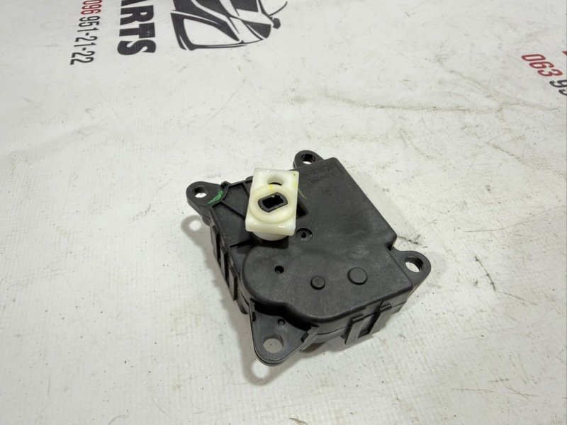 Мотор печки Rogue 2021 T33 2.5 Мотор печки Rogue 2021 T33 2.5