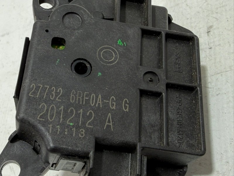 Мотор печки Rogue 2021 T33 2.5 Мотор печки Rogue 2021 T33 2.5