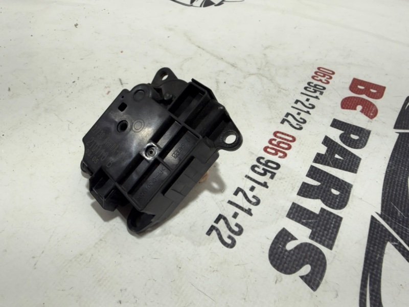 Мотор печки Nissan Rogue T33 2.5 Мотор печки Nissan Rogue T33 2.5