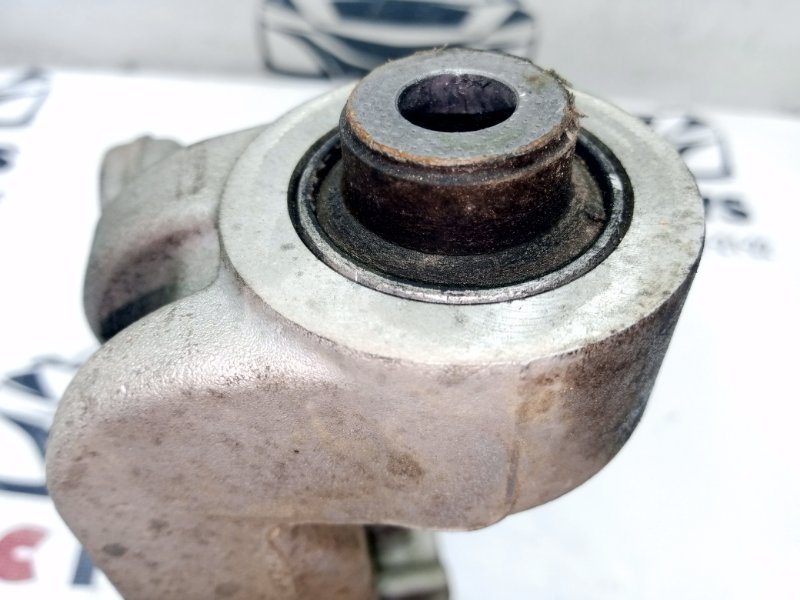 Цапфа задняя левая Rogue 2021 T33 2.5