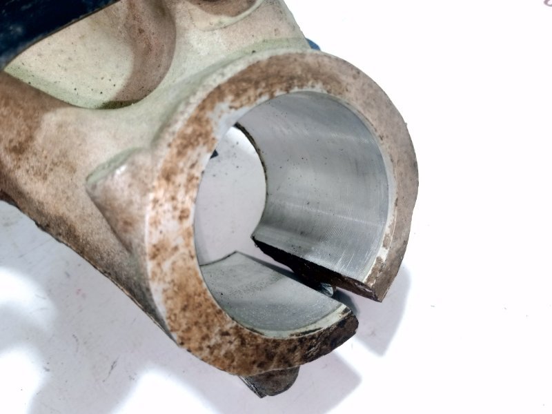 Цапфа передняя левая Rogue 2021 T33 2.5 Цапфа передняя левая Rogue 2021 T33 2.5