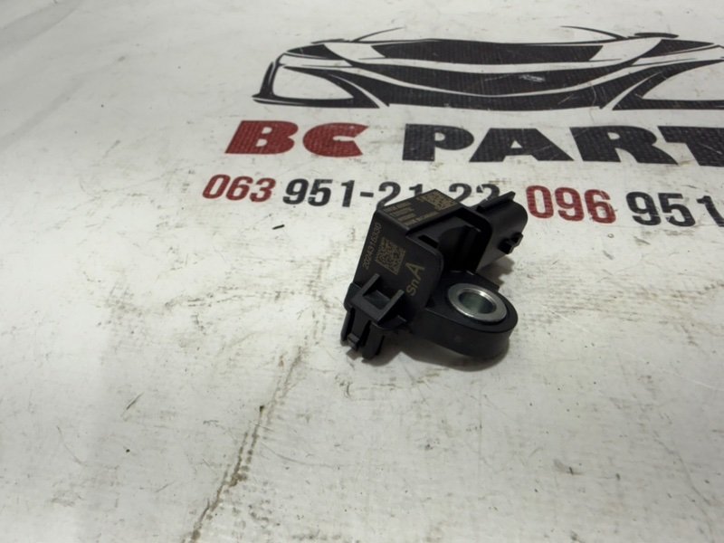 Датчик удара Nissan Rogue 2021 T33 2.5 988306rr0a Б/У
