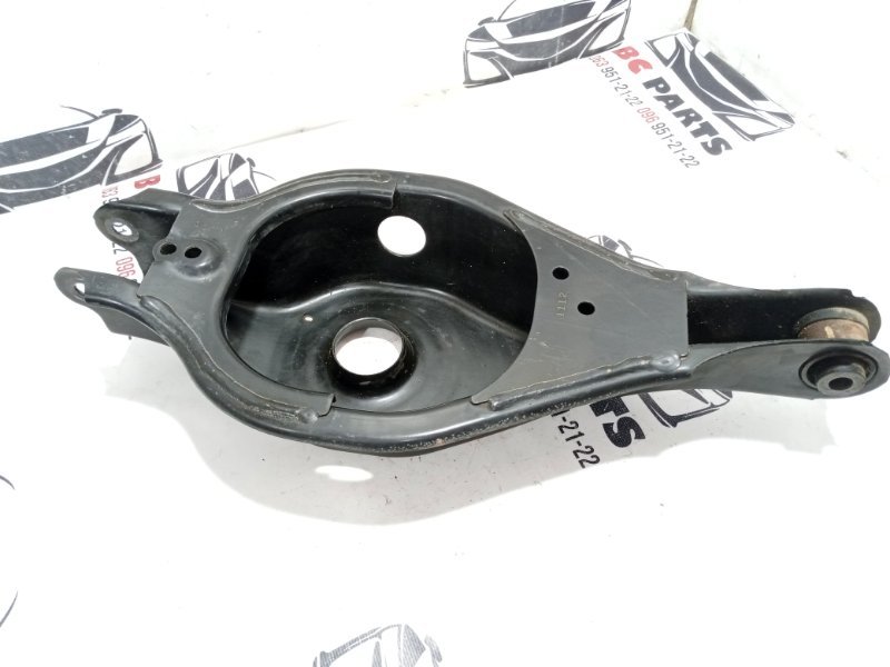 Рычаг подпружинный задний Rogue 2021 T33 2.5 Рычаг подпружинный задний Rogue 2021 T33 2.5