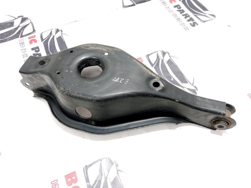 Рычаг подпружинный задний Nissan Rogue T33 2.5 Рычаг подпружинный задний Nissan Rogue T33 2.5