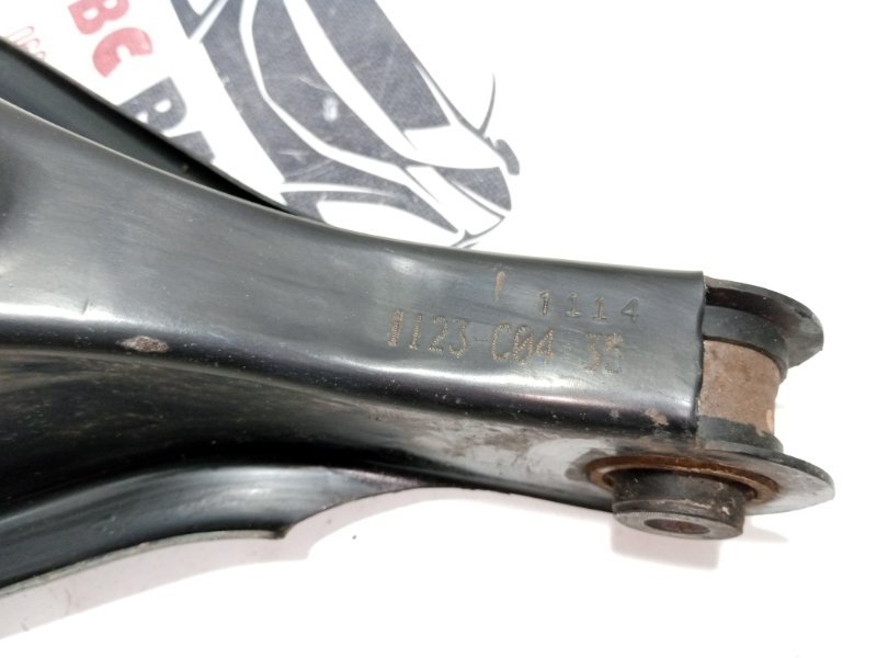 Рычаг подпружинный задний Rogue 2021 T33 2.5 Рычаг подпружинный задний Rogue 2021 T33 2.5