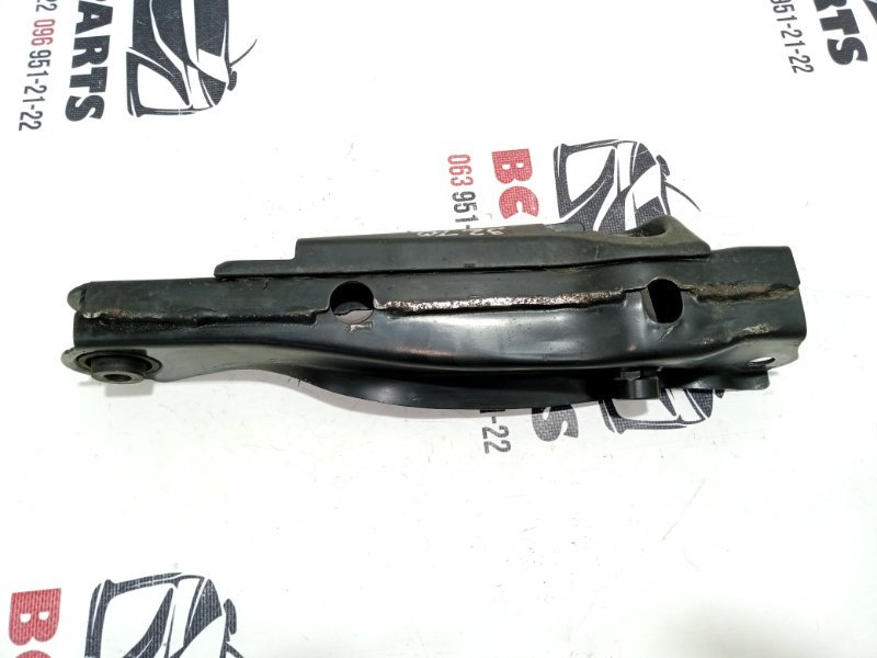 Рычаг подвески задний левый Nissan Rogue T33 2.5 Рычаг подвески задний левый Nissan Rogue T33 2.5