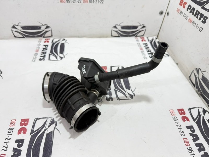 Патрубок воздушного фильтра Rogue 2021 T33 2.5