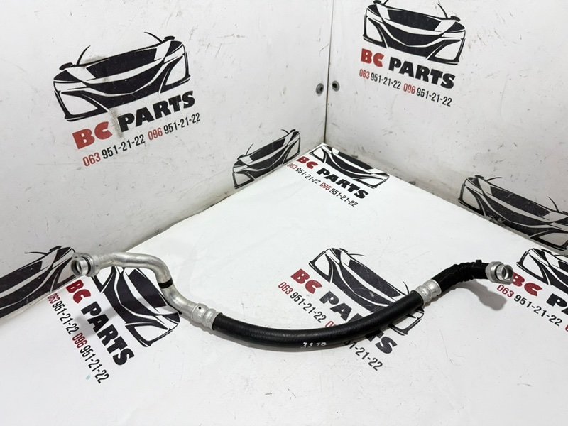 Трубка кондиционера Nissan Rogue T33 2.5 Трубка кондиционера Nissan Rogue T33 2.5