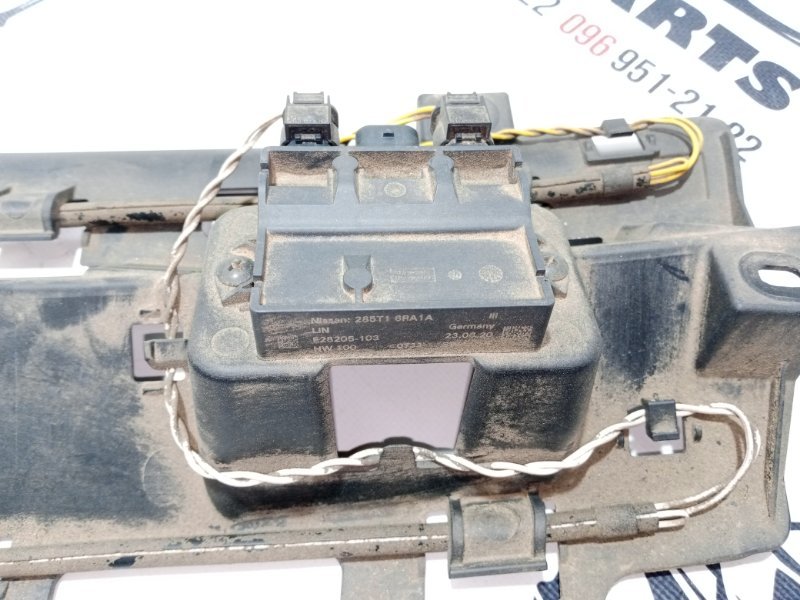 Датчик открытия багажника Nissan Rogue T33 2.5 Датчик открытия багажника Nissan Rogue T33 2.5