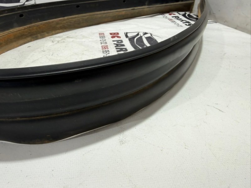 Накладка порога правая Nissan Rogue T33 2.5