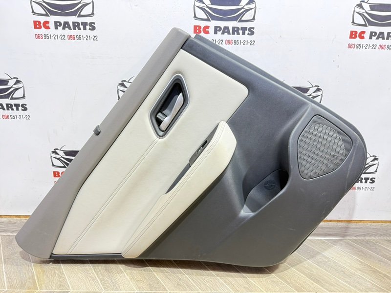 Обшивка боковой двери задняя левая Nissan Rogue 2021 T33 2.5 829A1-6RR3B Б/У