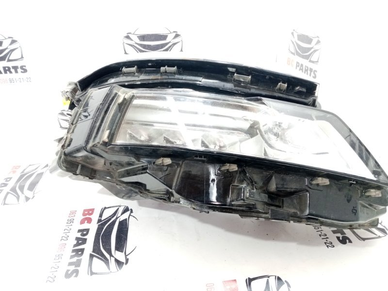 Фара Led правая Nissan Rogue T33 2.5