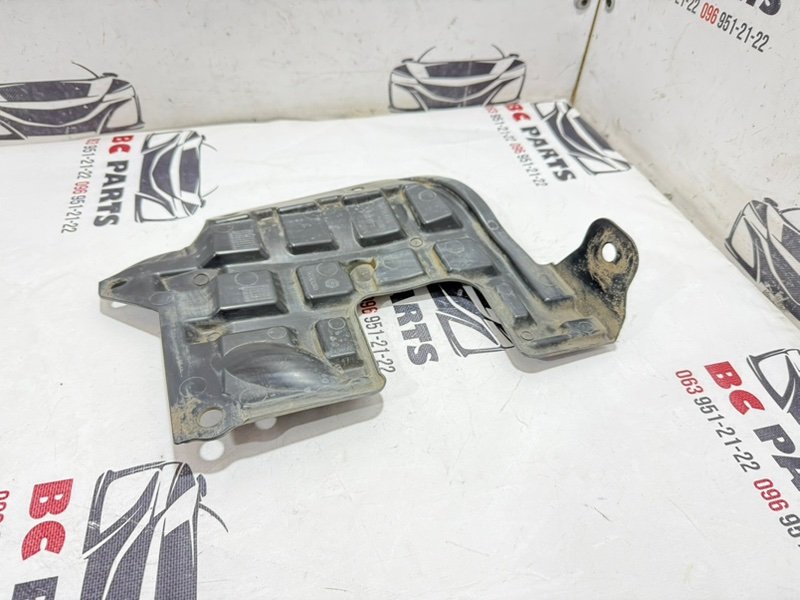 Защита двигателя левая Rogue 2021 T33 2.5 Защита двигателя левая Rogue 2021 T33 2.5