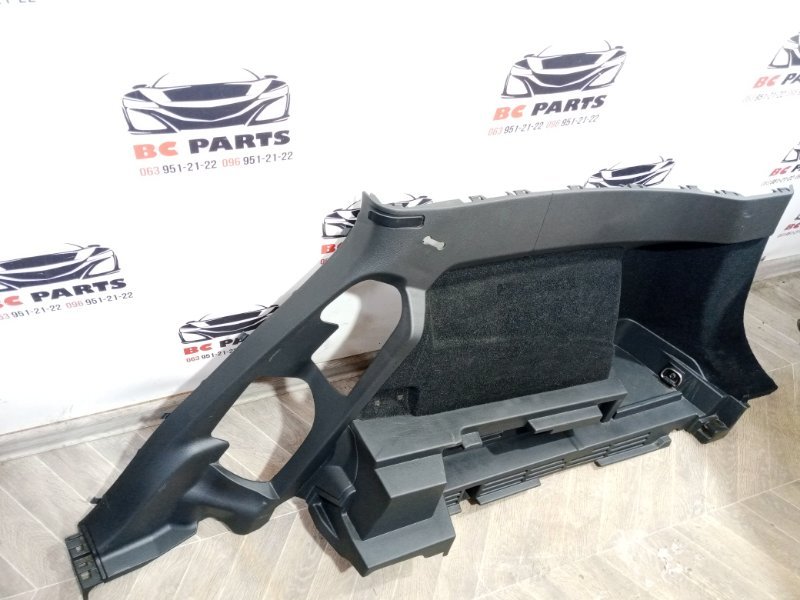 Карта багажника правая Rogue 2021 T33 2.5