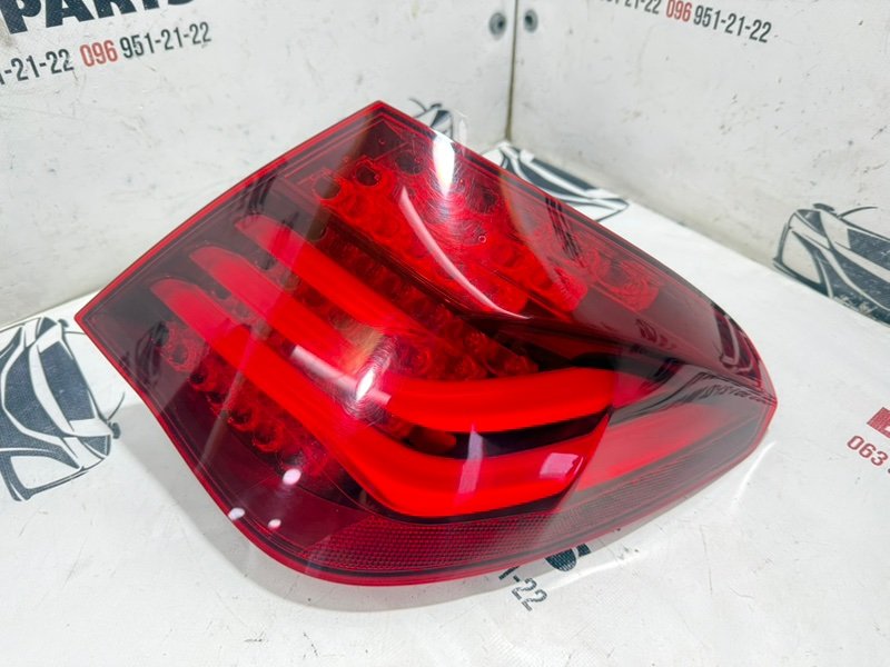 Фонарь наружный (в крыло) задний правый Bmw 7 2008-2015 F02 4.4 63217300270 Б/У