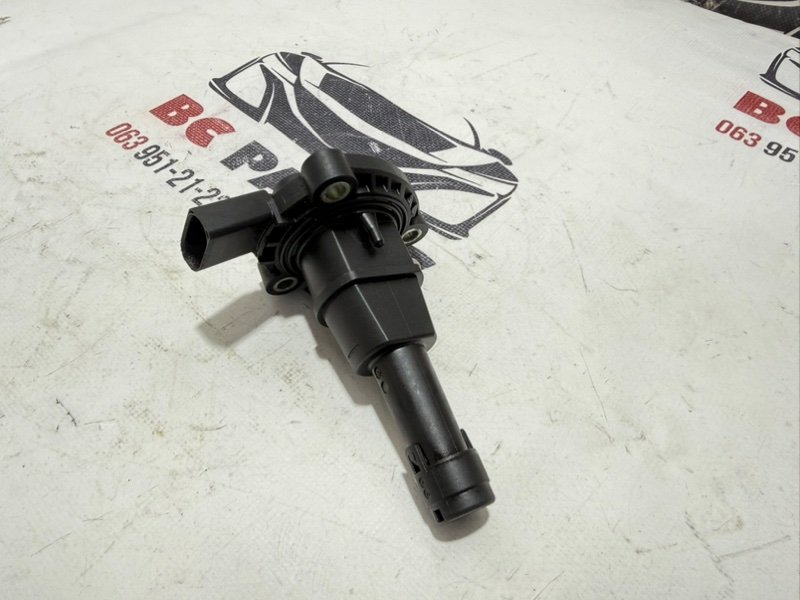 Датчик уровня масла в двигателе Audi Q3 2019-2024 83A 2.0 03F907660E Б/У