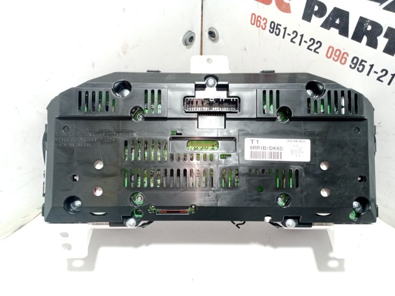 Панель приборов Rogue 2021 T33 2.5