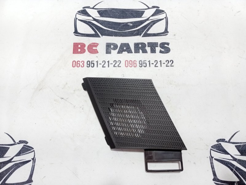 Накладка торпедо левая Rogue 2021 T33 2.5