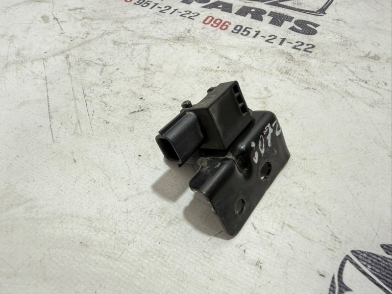 Датчик удара Nissan Rogue T33 2.5