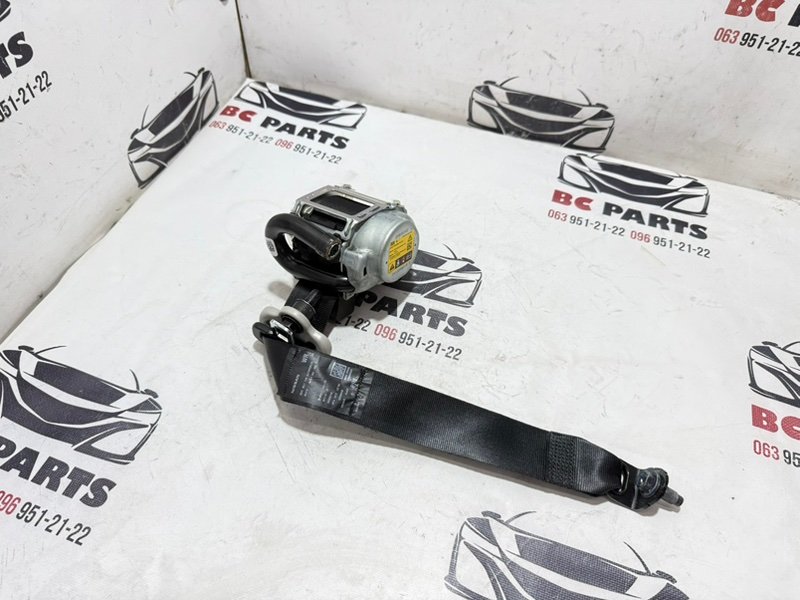 Ремень безопасности задний правый Rogue 2021 T33 2.5