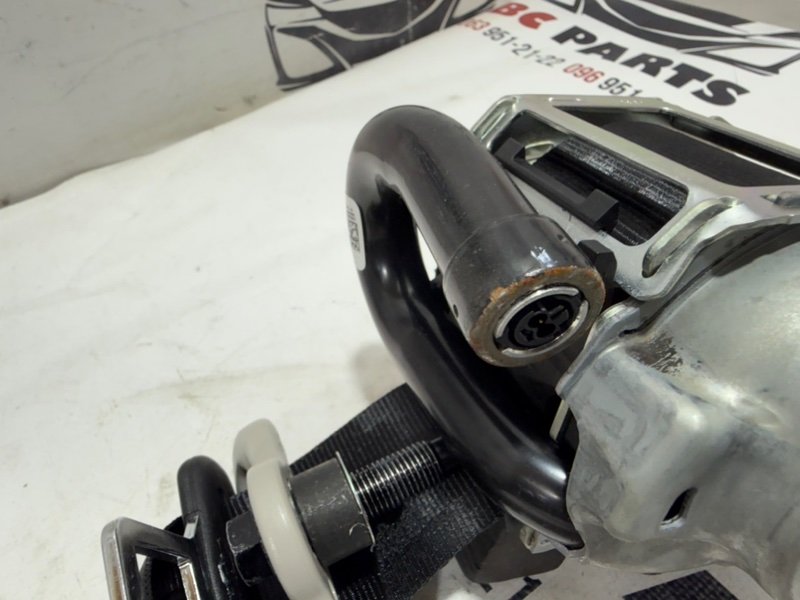 Ремень безопасности задний правый Rogue 2021 T33 2.5