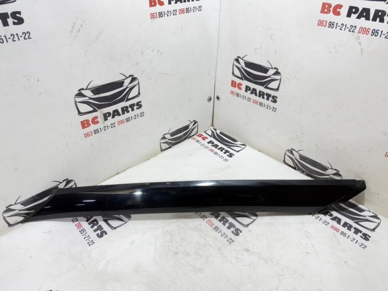 Молдинг лобового стекла правый Nissan Rogue 2021 T33 2.5 768366ra0a Б/У