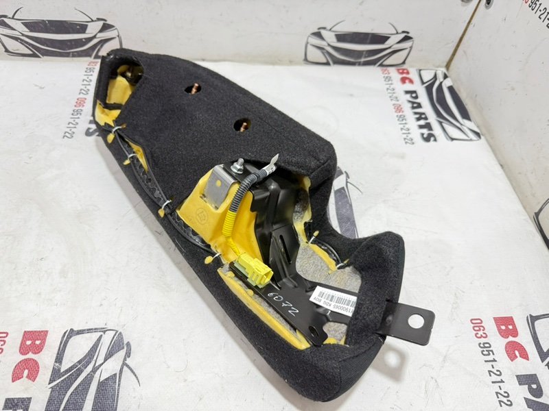 Подушка безопасности в сиденье задняя левая Rogue 2021 T33 2.5 Подушка безопасности в сиденье задняя левая Rogue 2021 T33 2.5