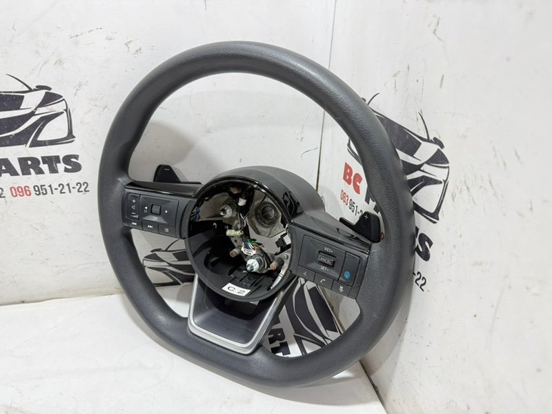 Руль Nissan Rogue T33 2.5 Руль Nissan Rogue T33 2.5
